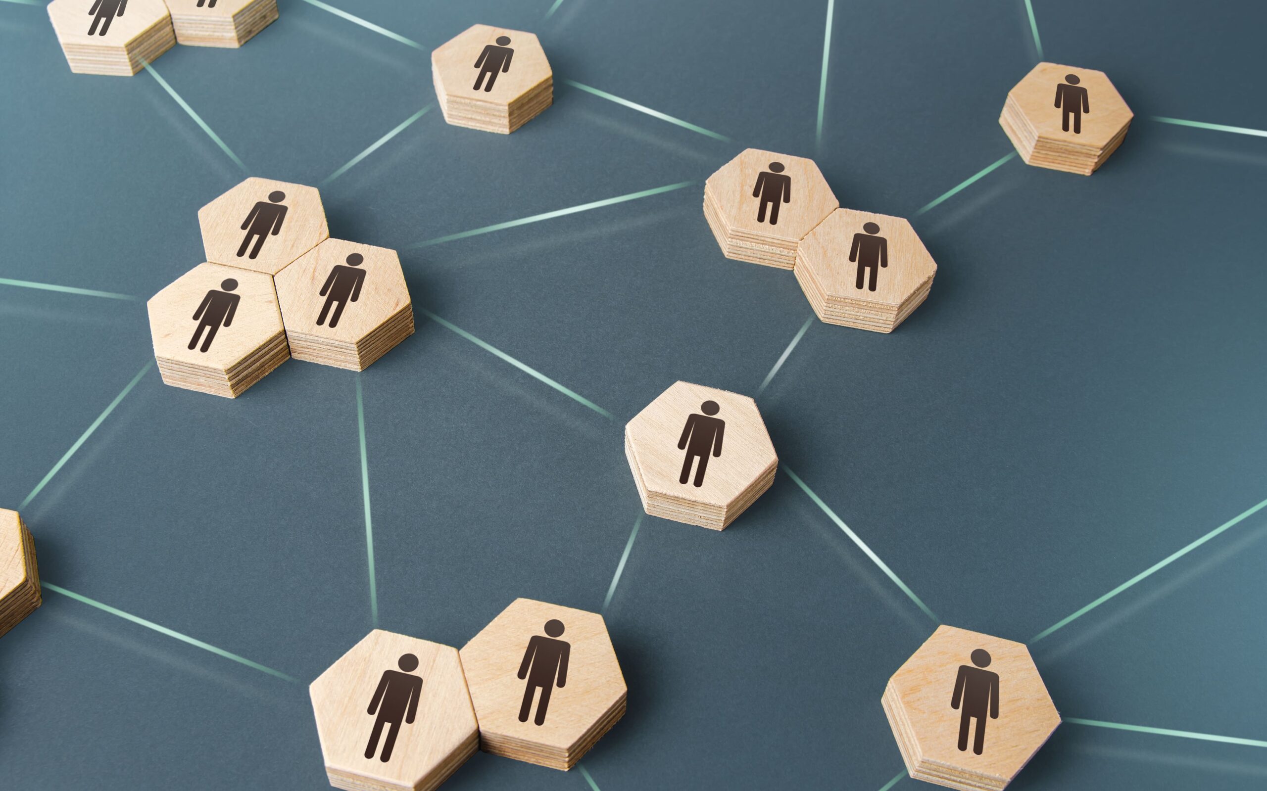 vecteezy_people-are-corporating-on-a-single-network-delegation-of_55409700 (1)
